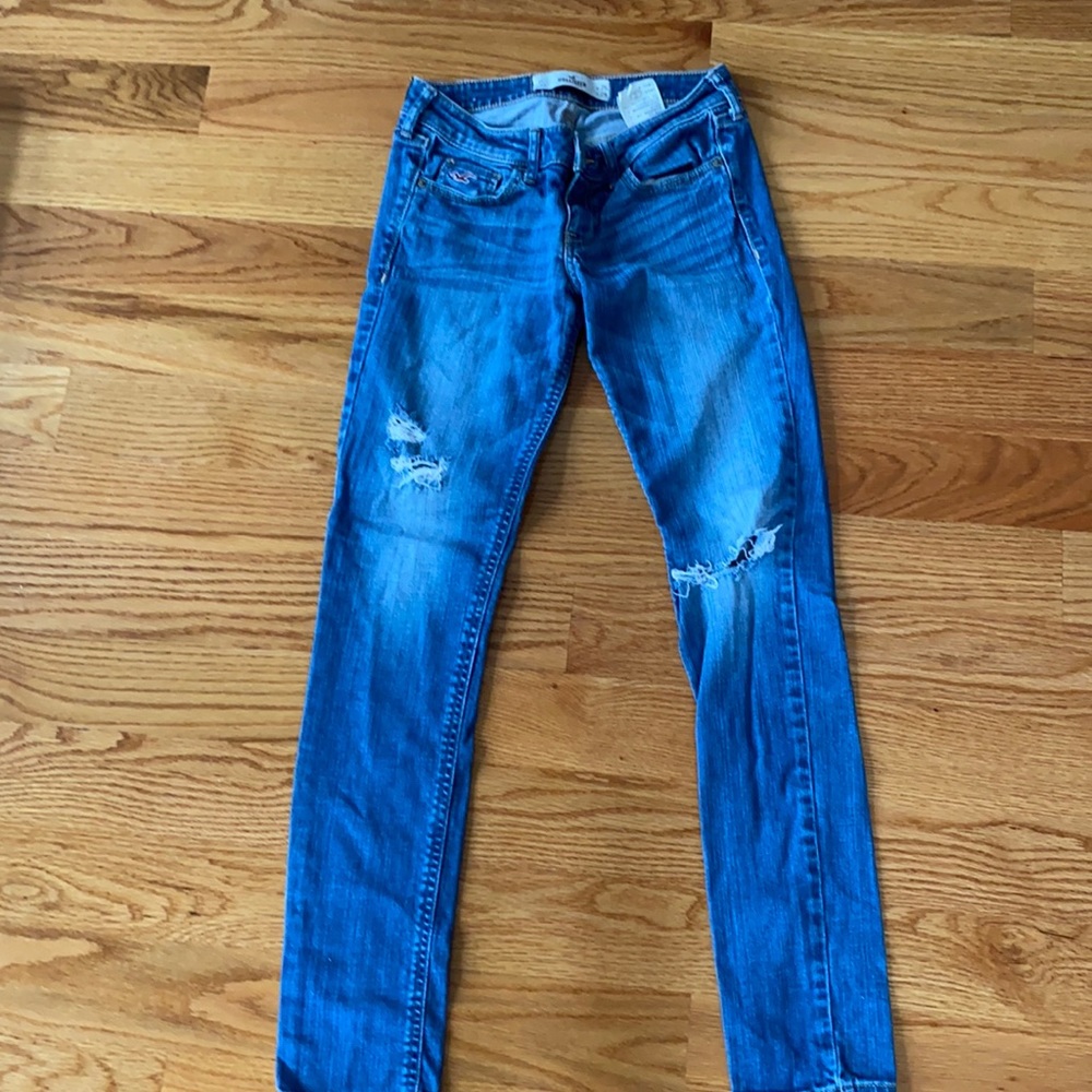 Hollister • Skinny Jeans